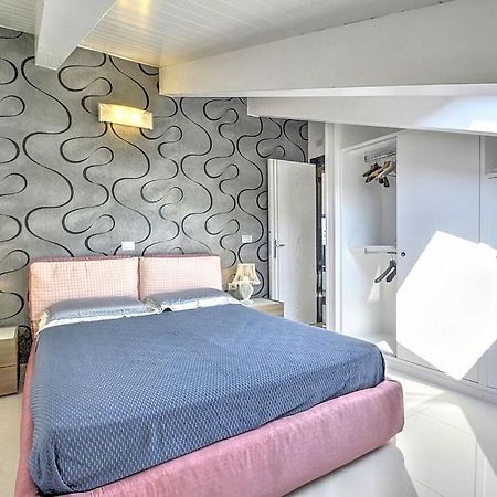 Agropoli Apartment Sleeps 4 Air Con Wifi 외부 사진